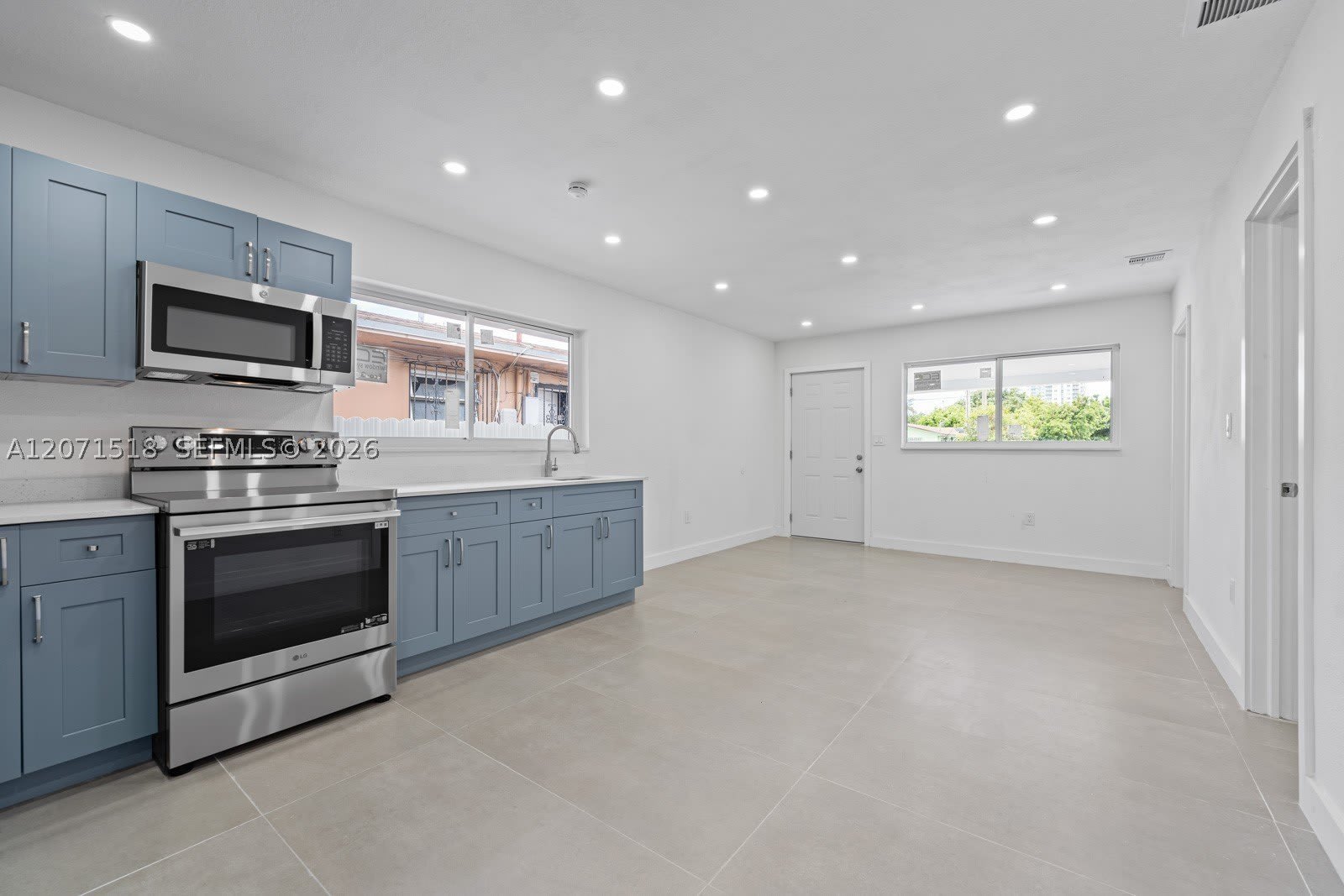 1849 NW 16th St – photo 1