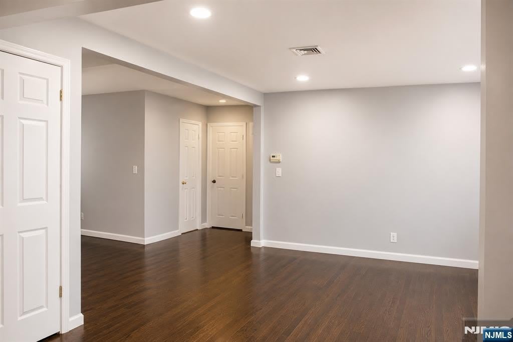 16 Broad Avenue – photo 4