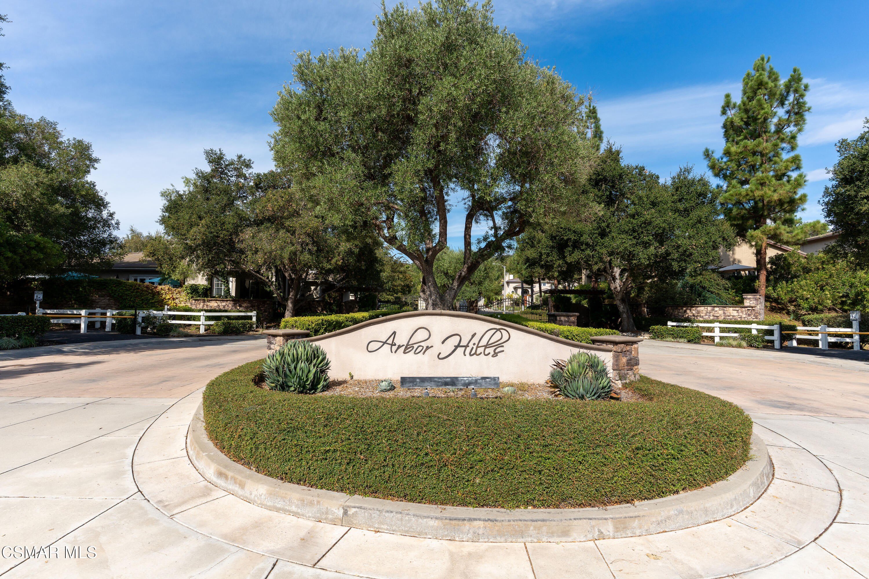 750 Huntsdale Court – photo 2