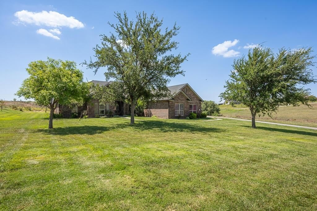 8401 Shady Lake Drive – photo 2