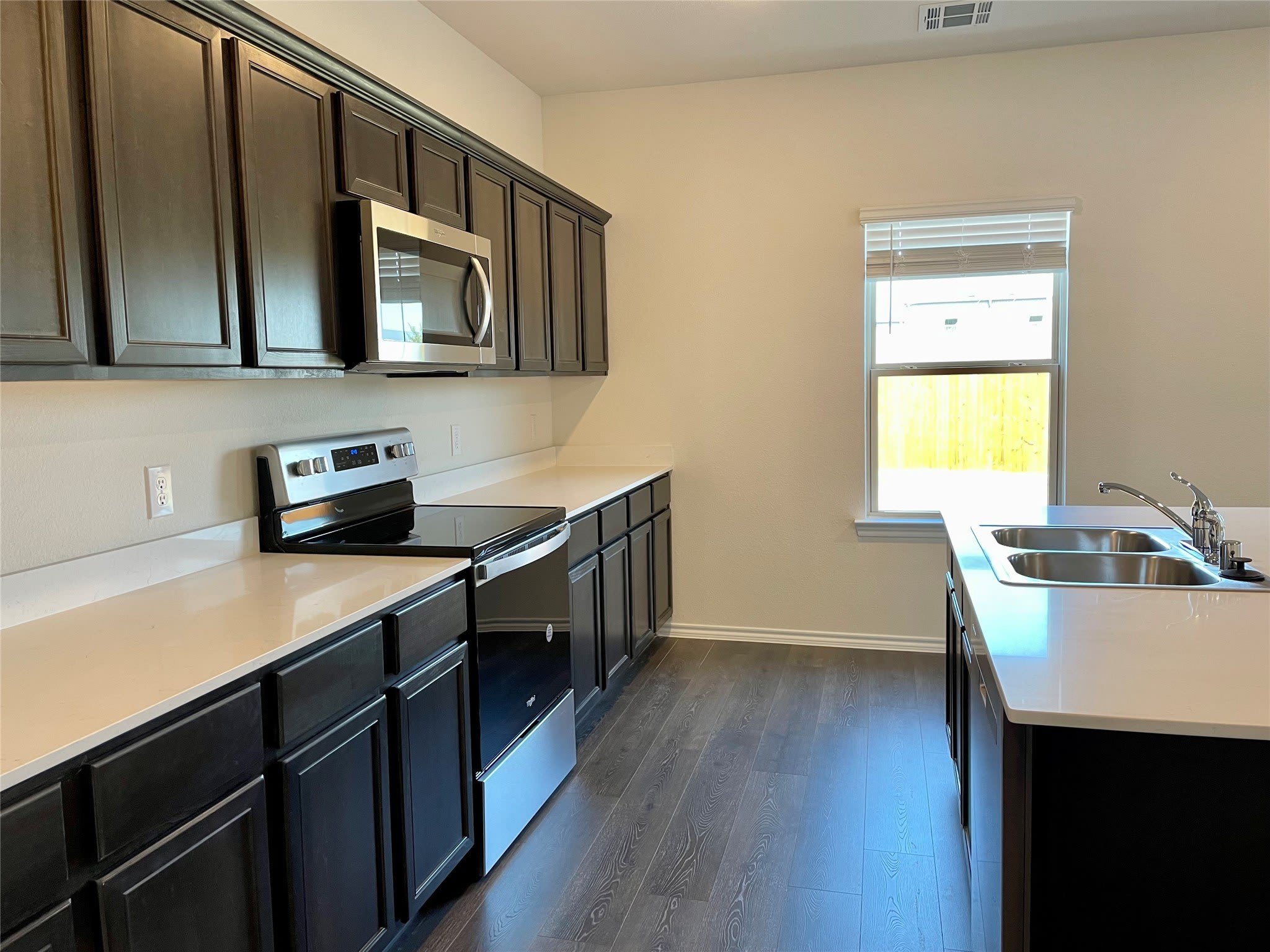 3205 Sweetwater Way – photo 5