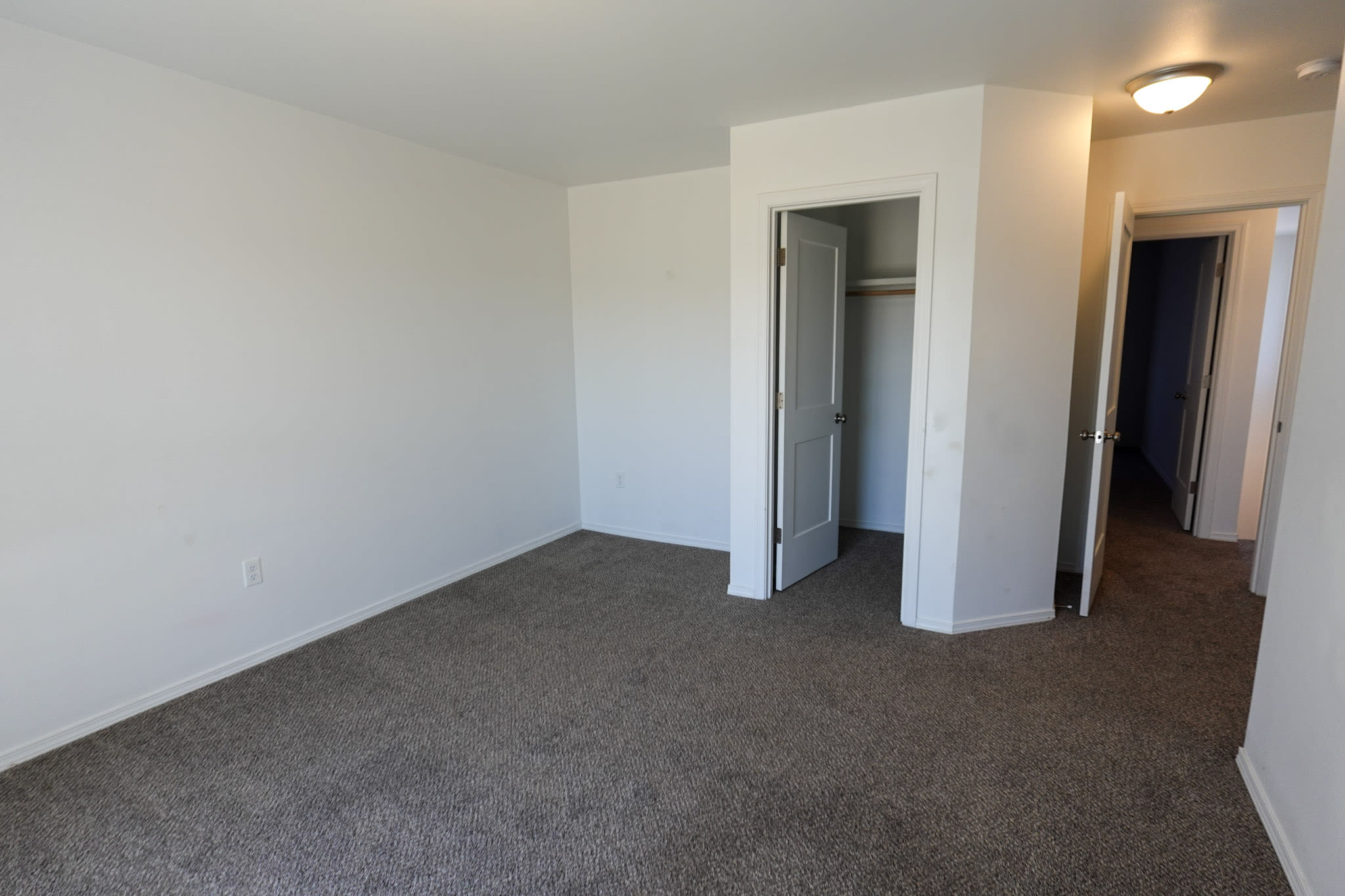 2829 West Marina Drive – photo 3