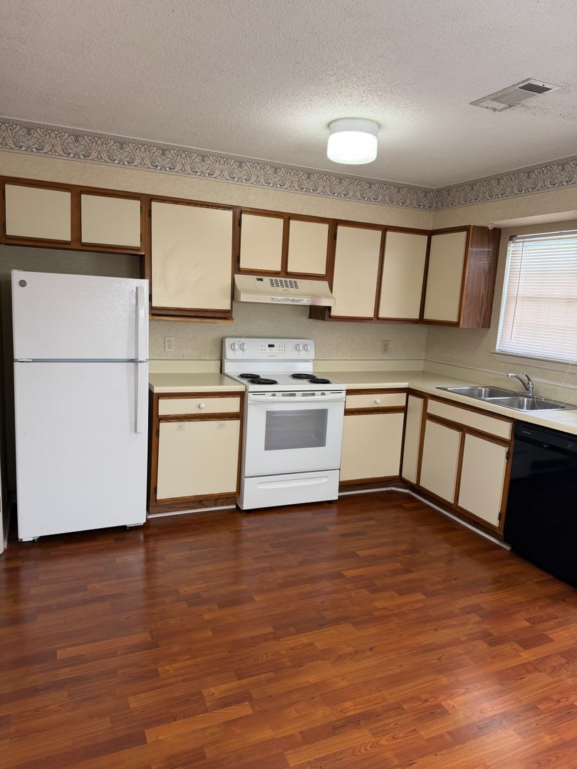The Brookes Condos 10-15 – photo 4