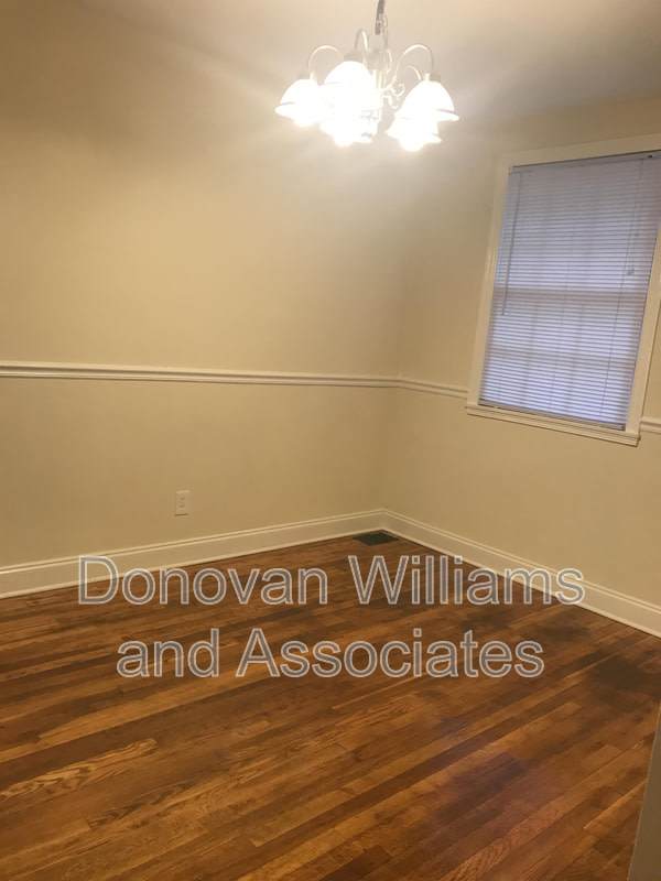 2200 Thurmond St – photo 2