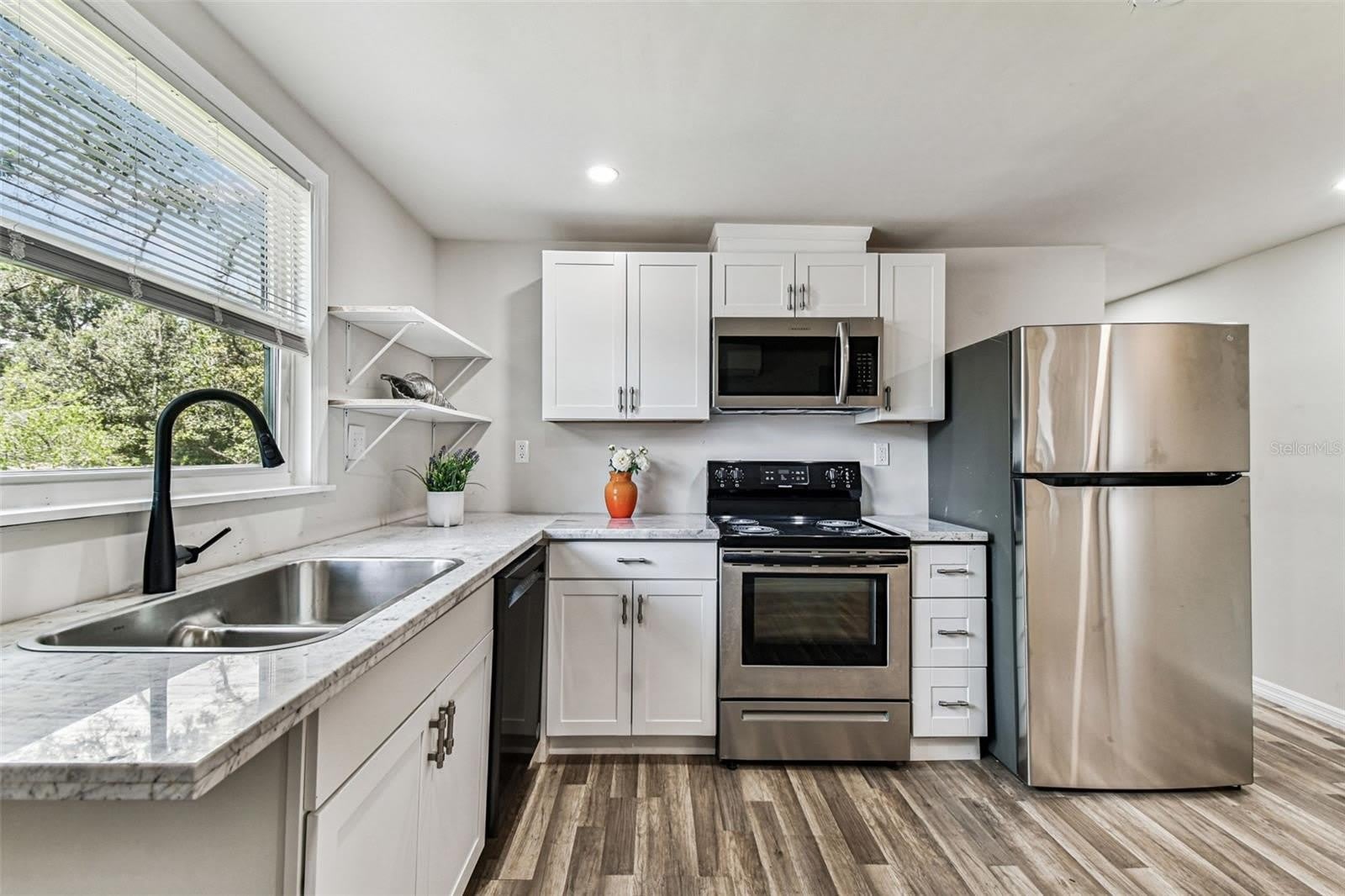 1006 E 26TH Avenue – photo 5