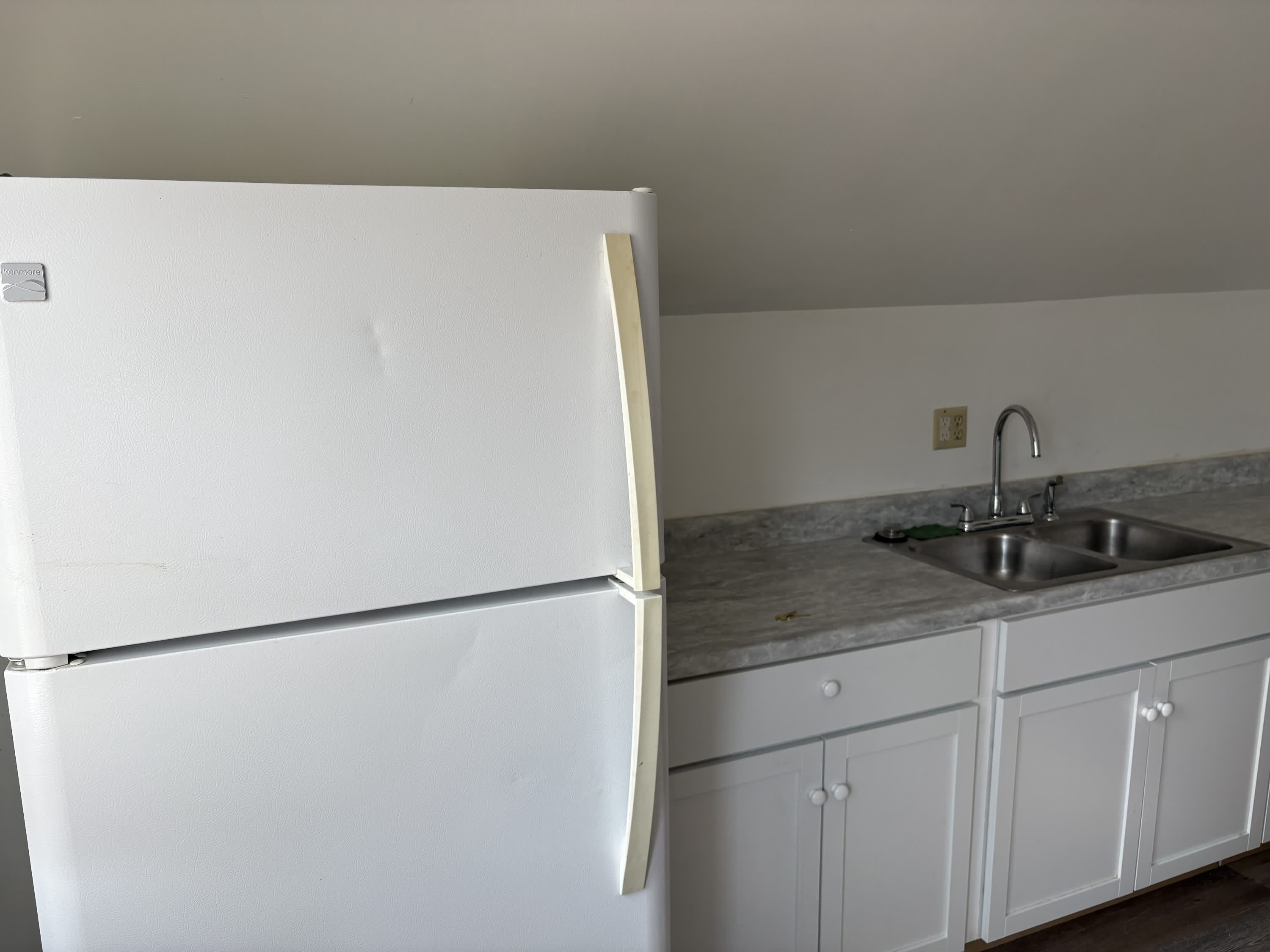 517 Bigler Ave – photo 3