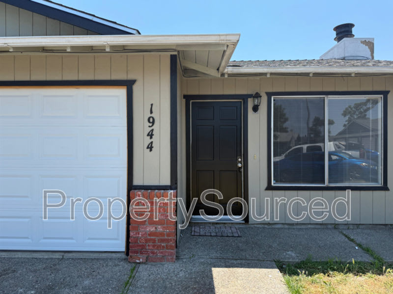 1944 Hickock Ct – photo 3