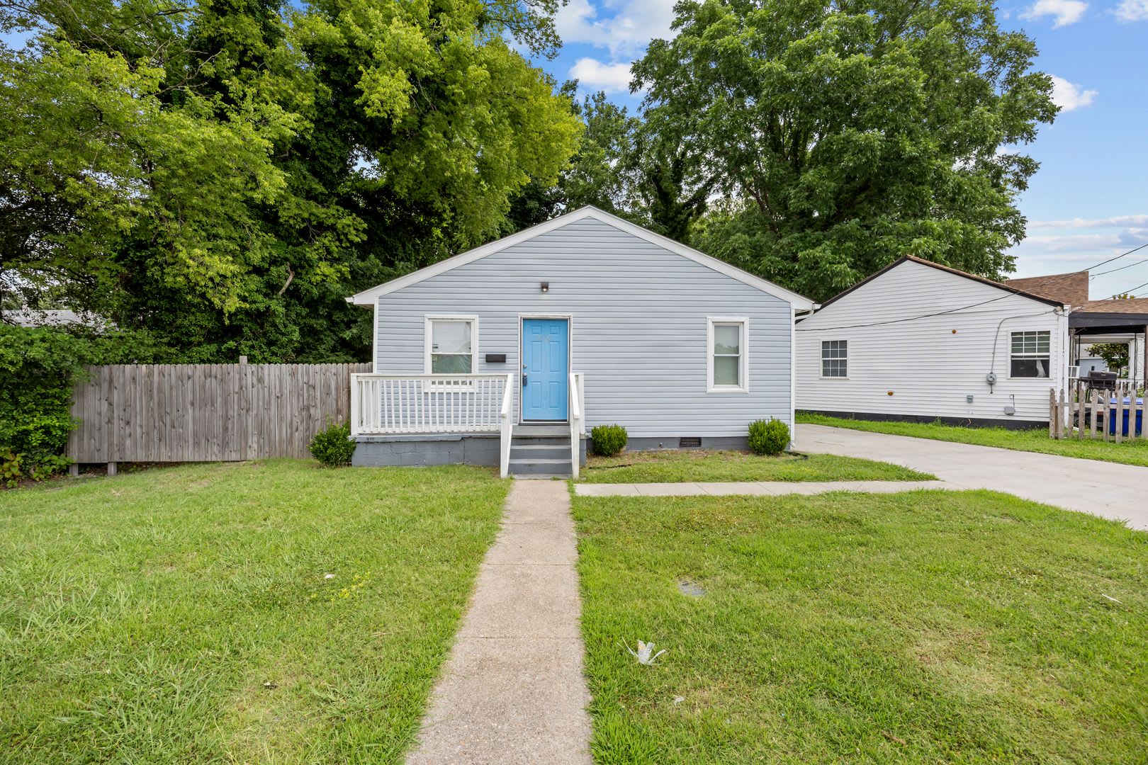 2321 Columbus Avenue – photo 1