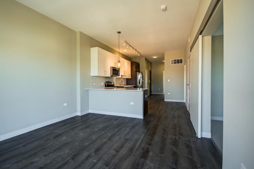 851 W Grand Ave – photo 5