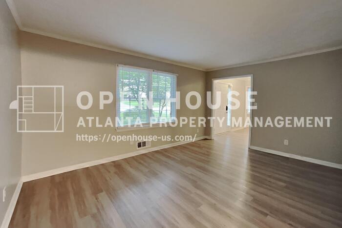 3643 South Marlborough Drive – photo 4