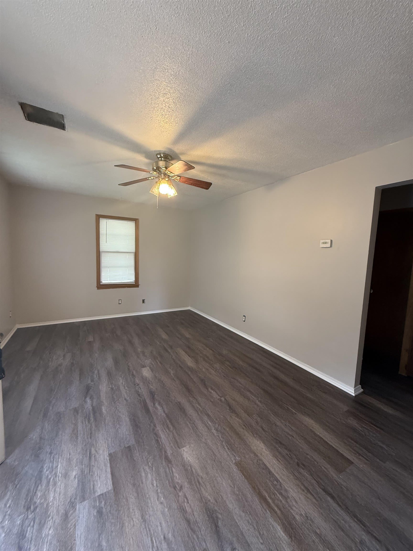 3150 W Mentor – photo 4