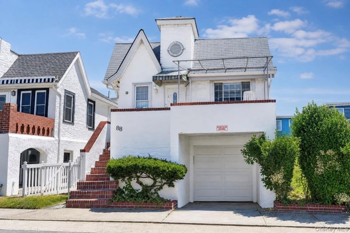 88 Buffalo Avenue – photo 1
