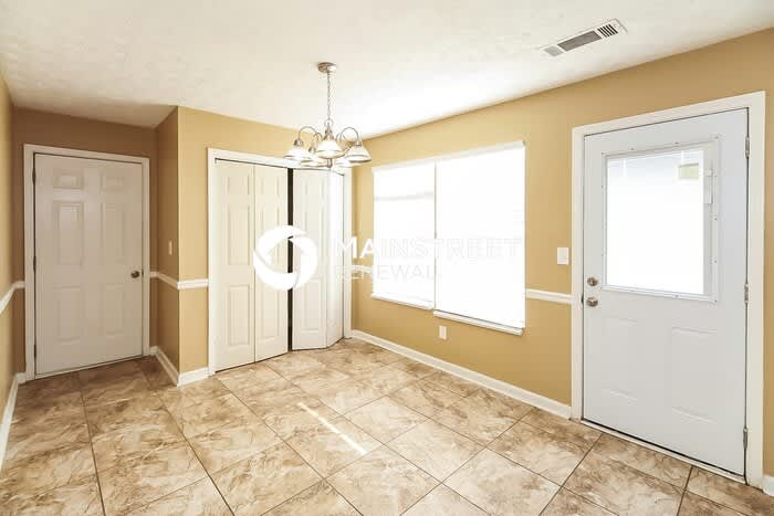 9439 Sleepy Hollow Lane – photo 5
