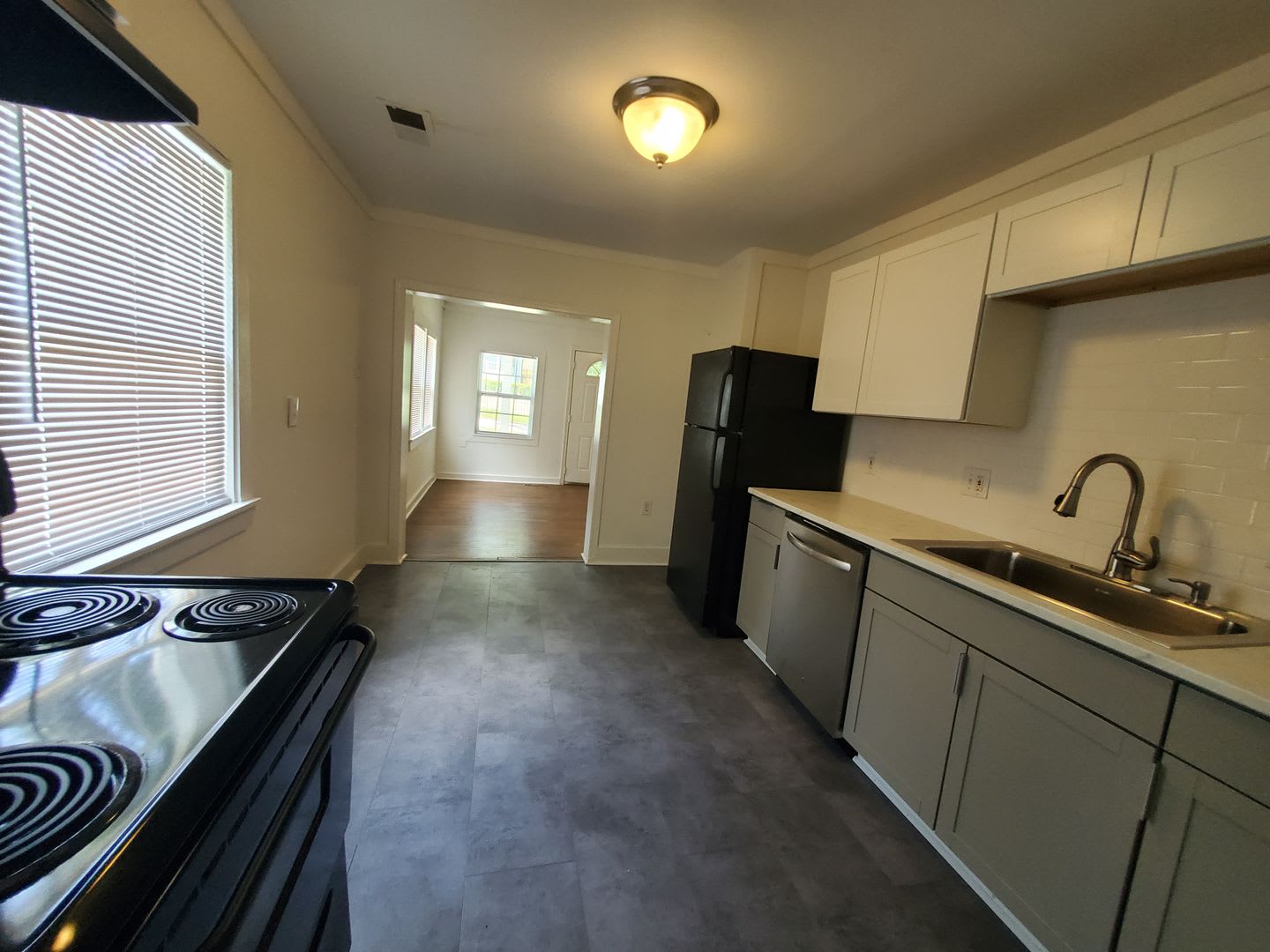 25 Off Move In Special Open House Every Thursday 6 00Pm Until 6 30Pm And Saturday 3 00Pm Until 3 30Pm Cute Home In Decatur Hardwoods Throughout – photo 5