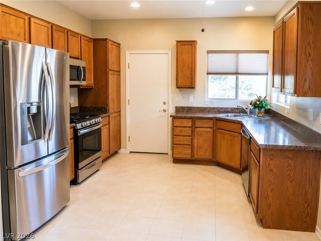 1872 High Mesa Drive – photo 4
