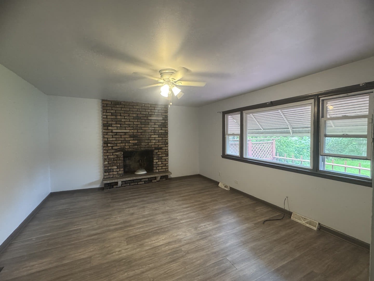 27 W 155th Place – photo 4