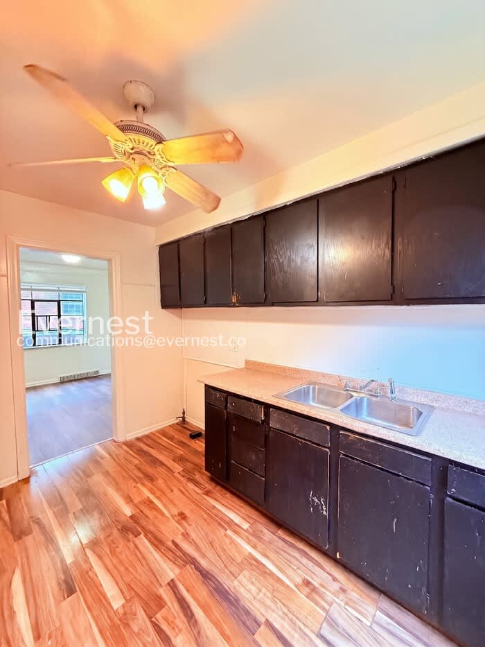 10314 Greensboro Street – photo 4