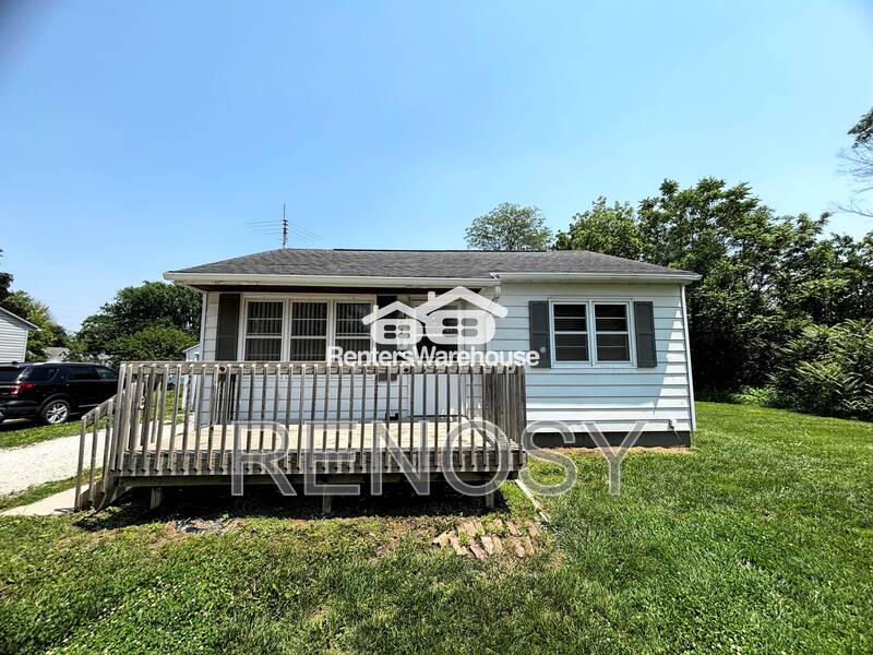219 S 14th – photo 1