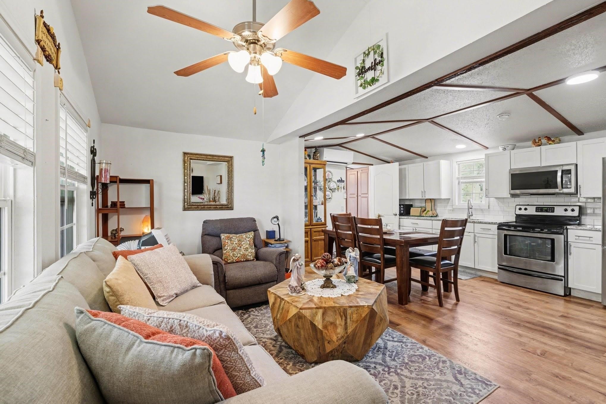 5591 County Road 920 – photo 5