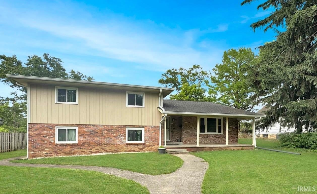 205 S Bryan Avenue – photo 1