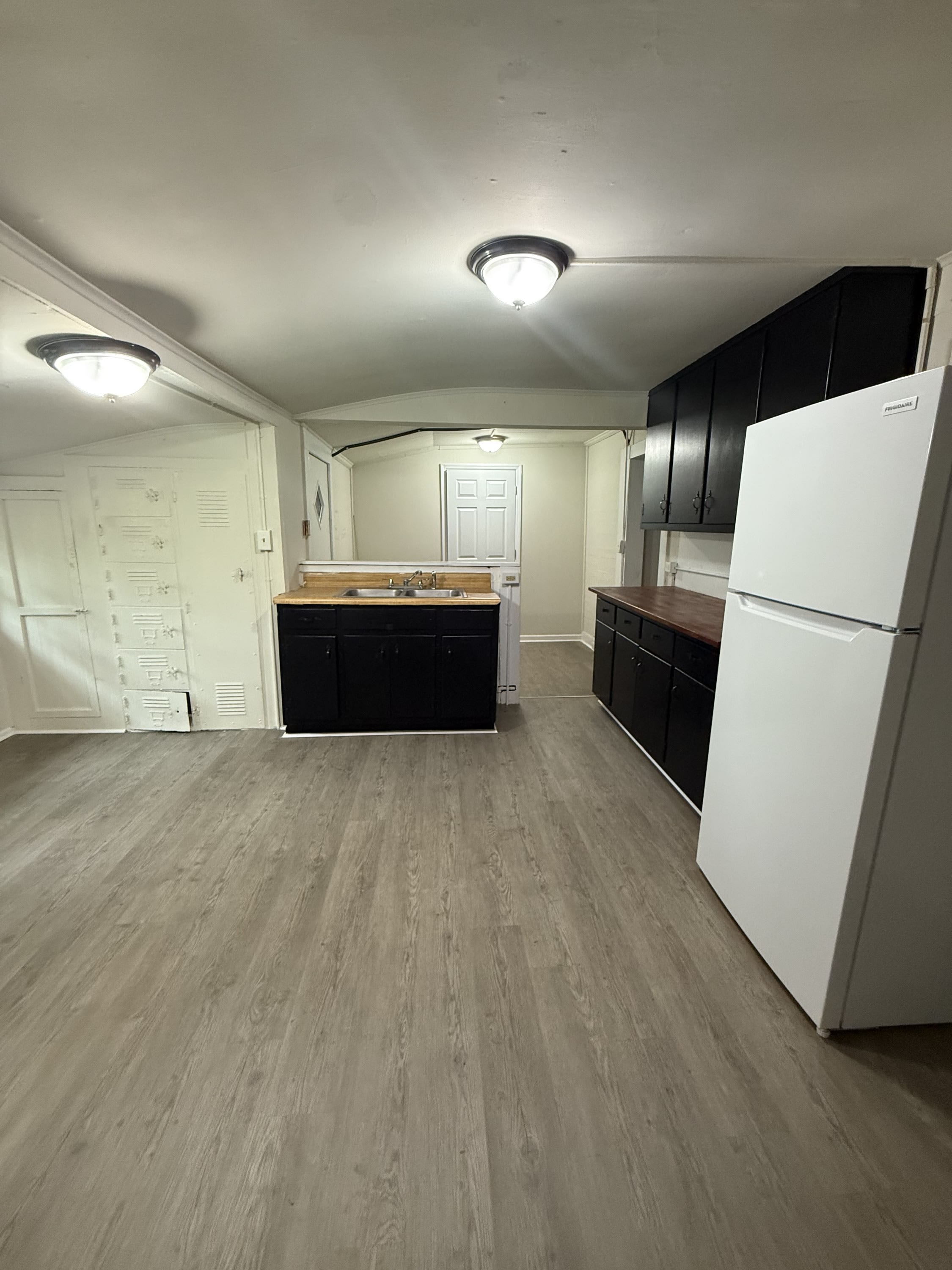 5606 Avenue K – photo 3