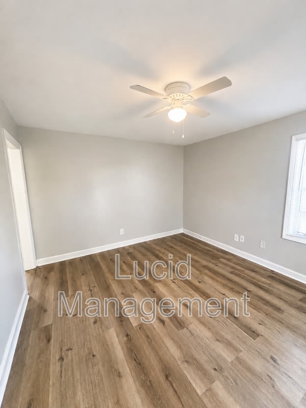 3665 Parthenia Avenue – photo 2