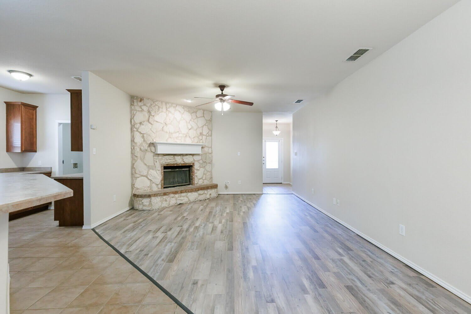 2616 111th Street – photo 4