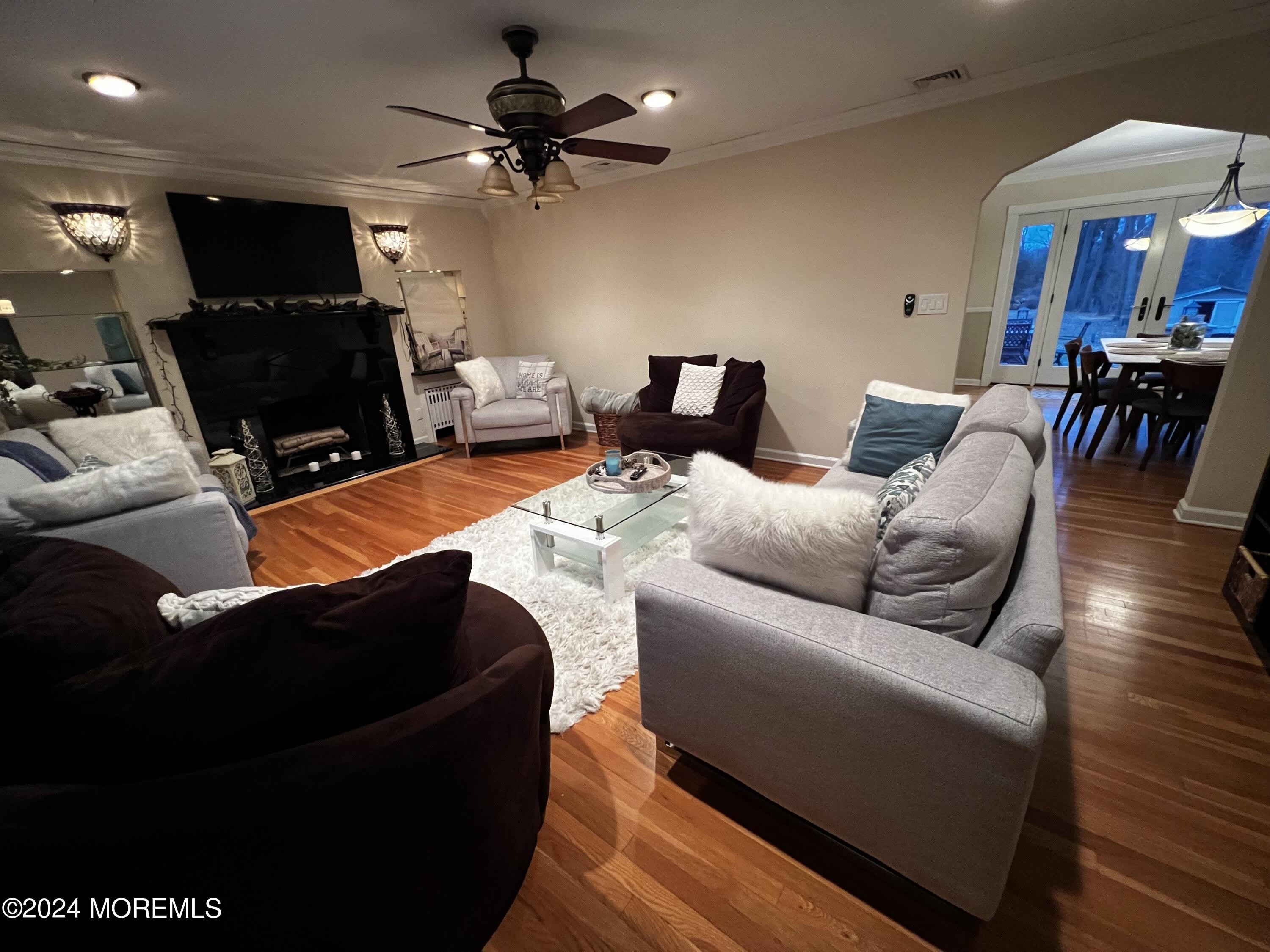 499 W Park Avenue – photo 5