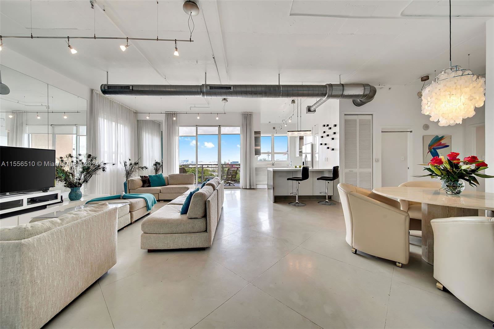 2001 Biscayne Boulevard – photo 2