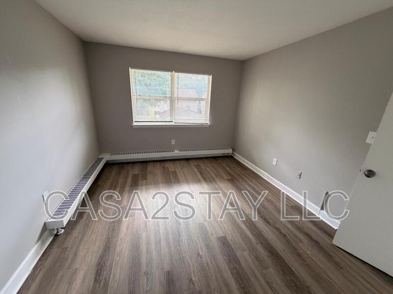 2121 St Johns Place – photo 5