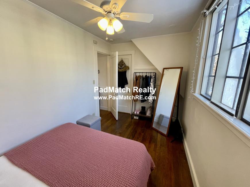 111 Carlton St. – photo 5