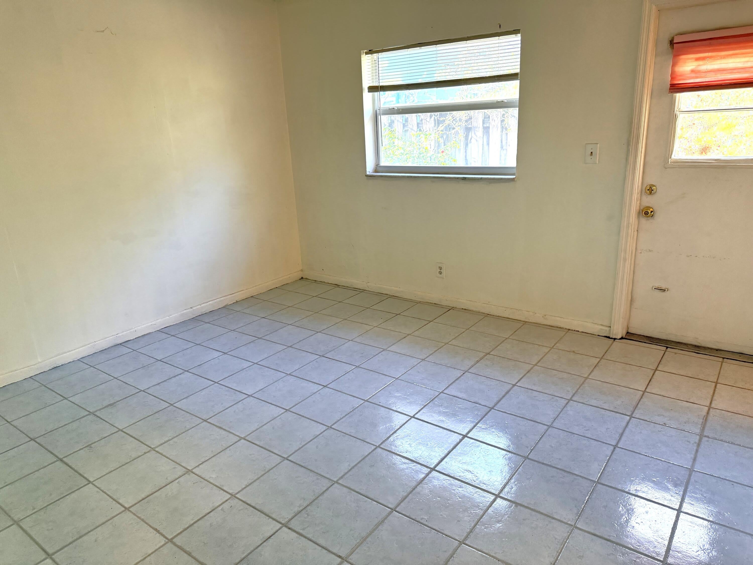 4649 Bougainvilla Drive – photo 3