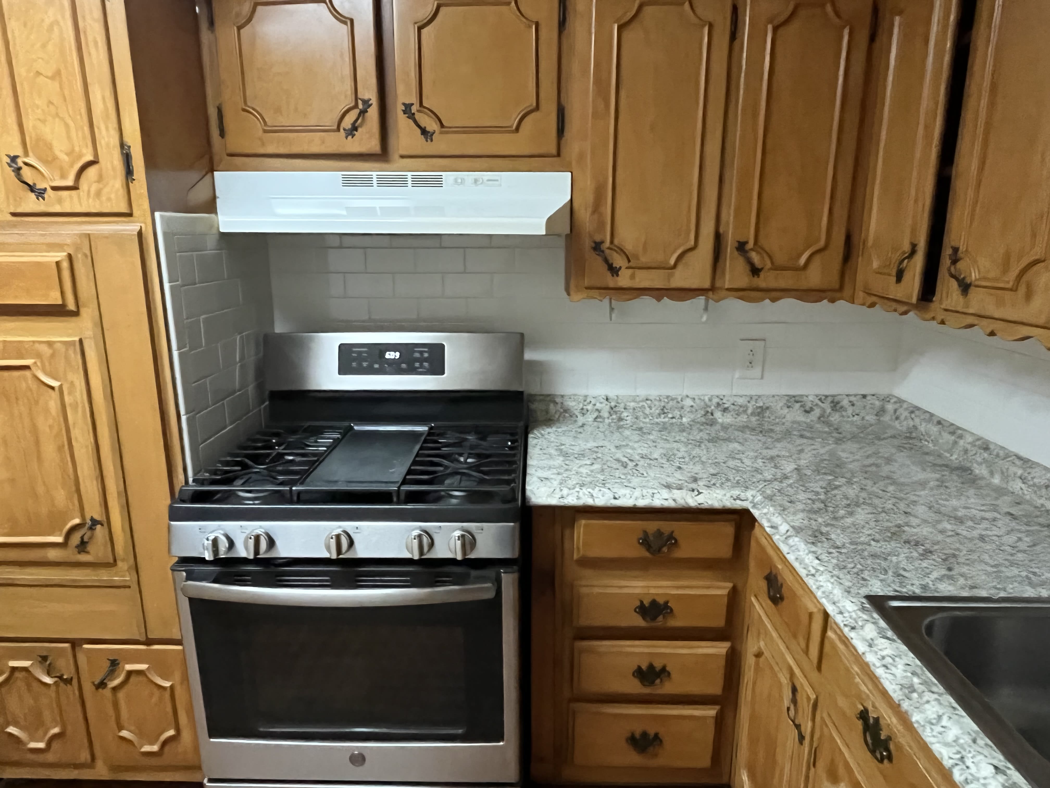 1506 Elizabeth Street – photo 4