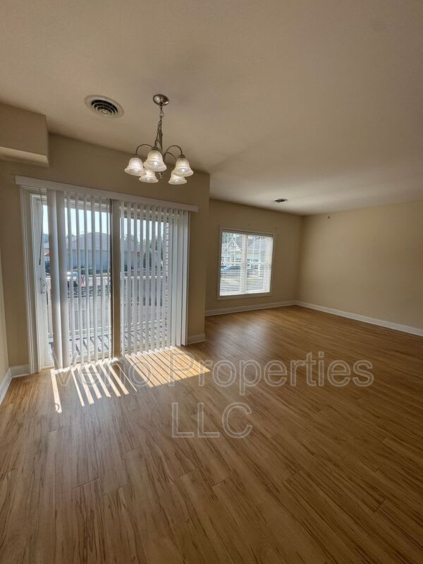 591 Boght Rd – photo 4