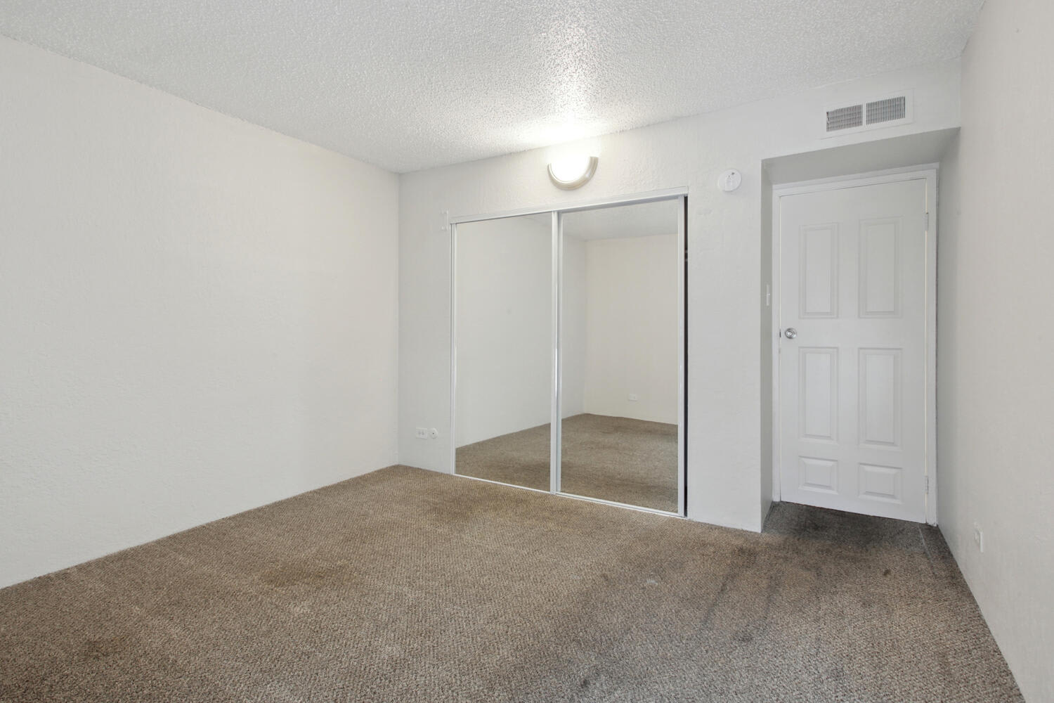 Lakeridge Terrace Apartments – photo 3