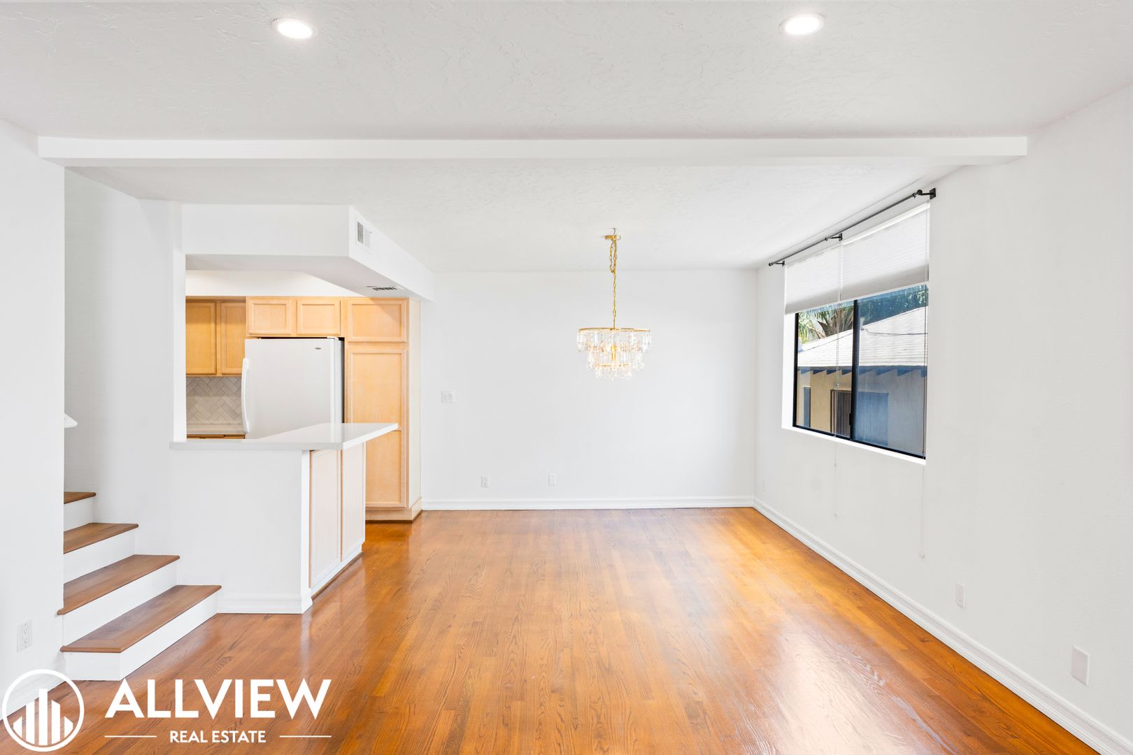 Coastal Townhouse in the Heart of Santa Monica! – photo 5