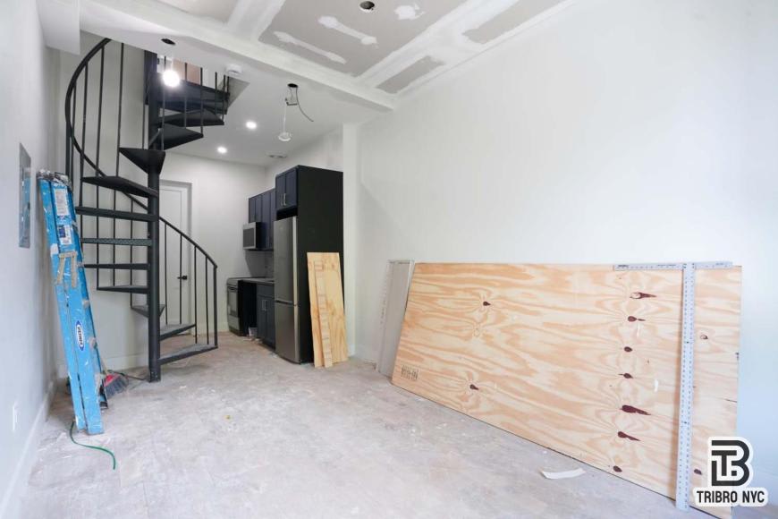 141 Meserole Street – photo 2
