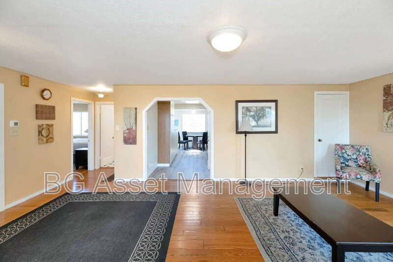 6606 Aqua Vista Ct – photo 4