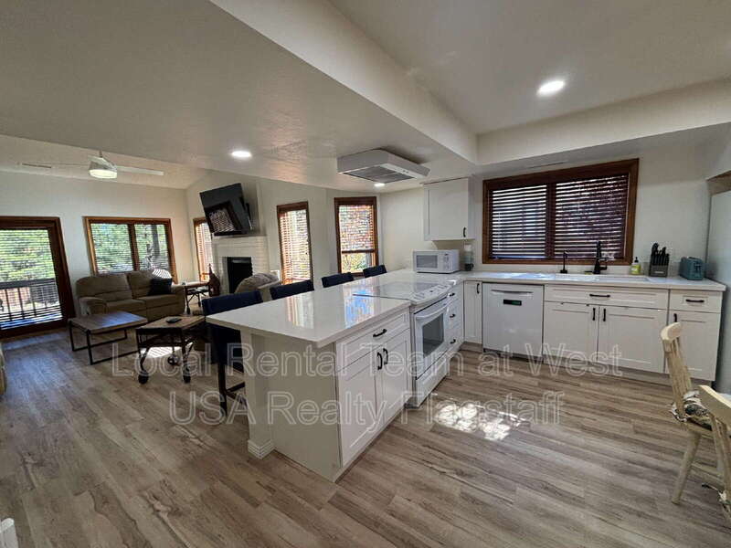 2340 N Plateau Dr – photo 4