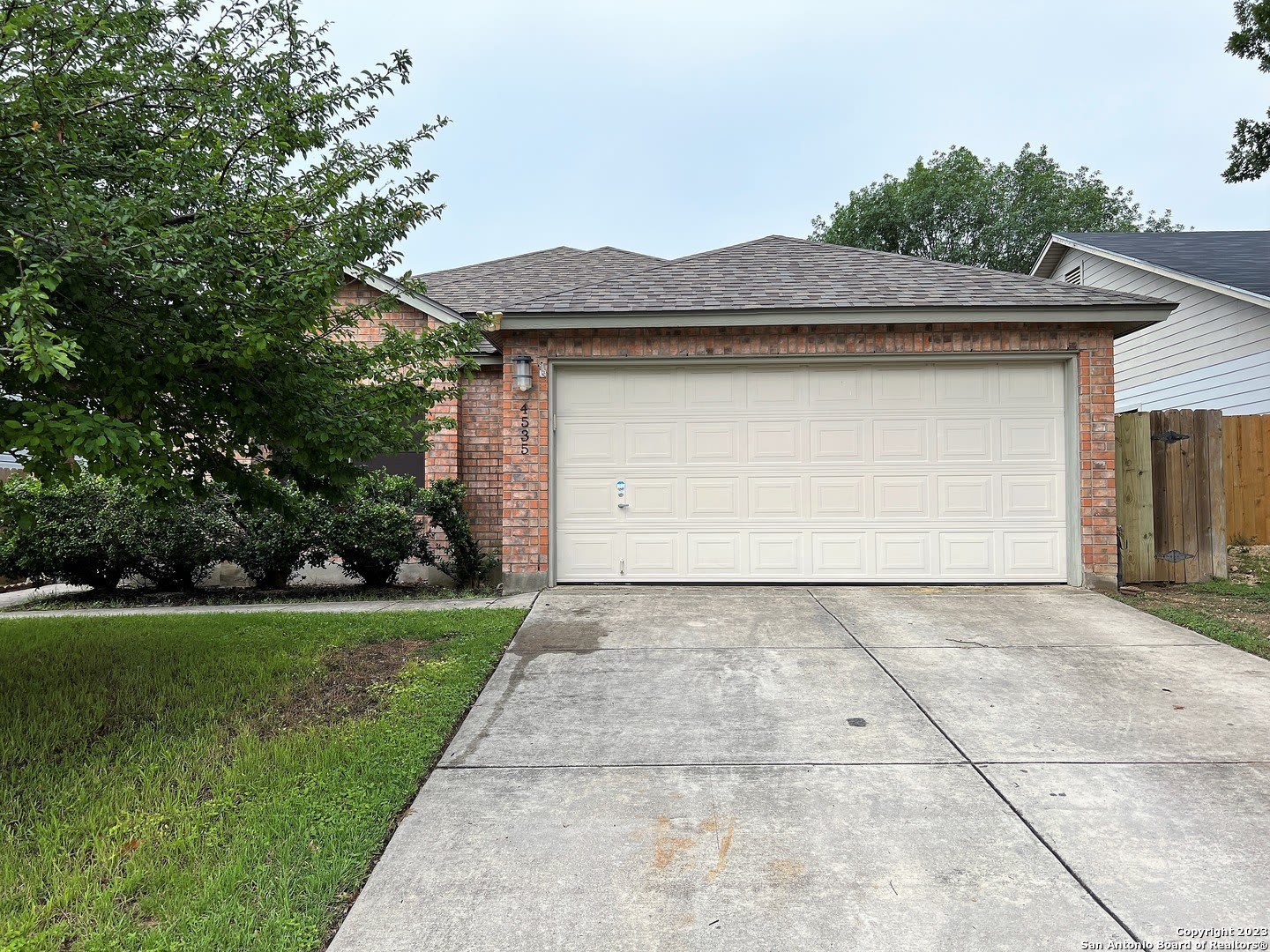 4535 Oakfield Way – photo 1
