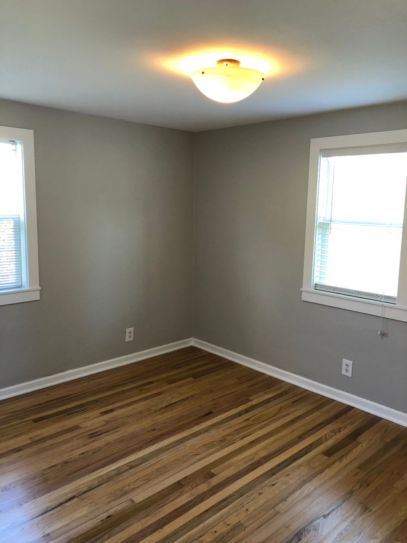 Great unit available in duplex! – photo 3