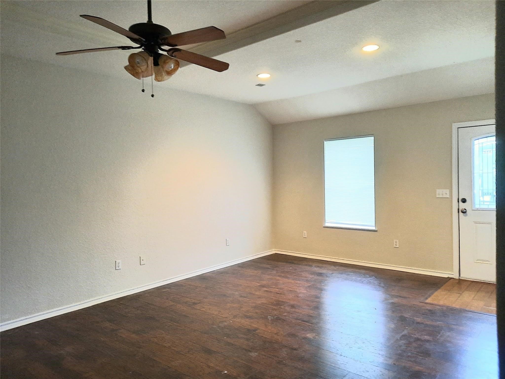 905 Sloan Street – photo 2