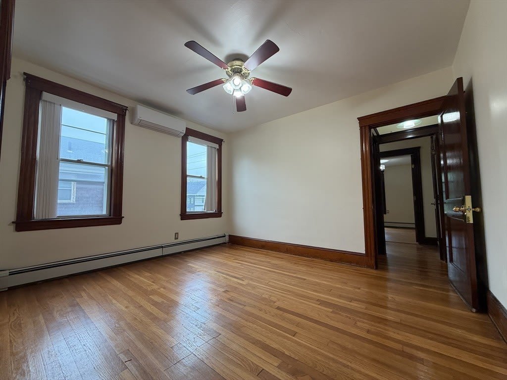 338 Riverside Ave – photo 2