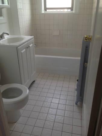 1367 W Estes Ave – photo 3
