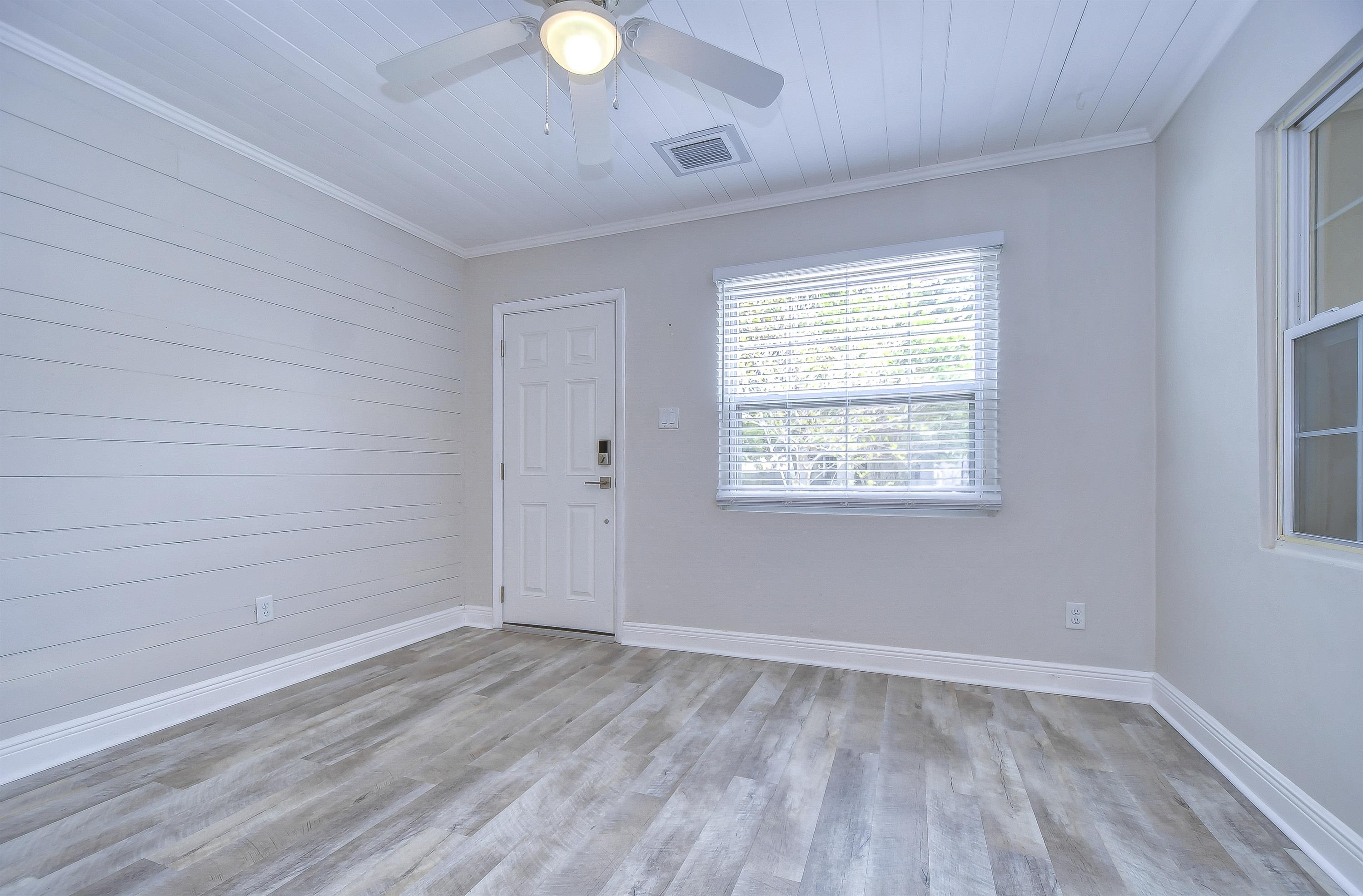 4420 67Th Street North – photo 5