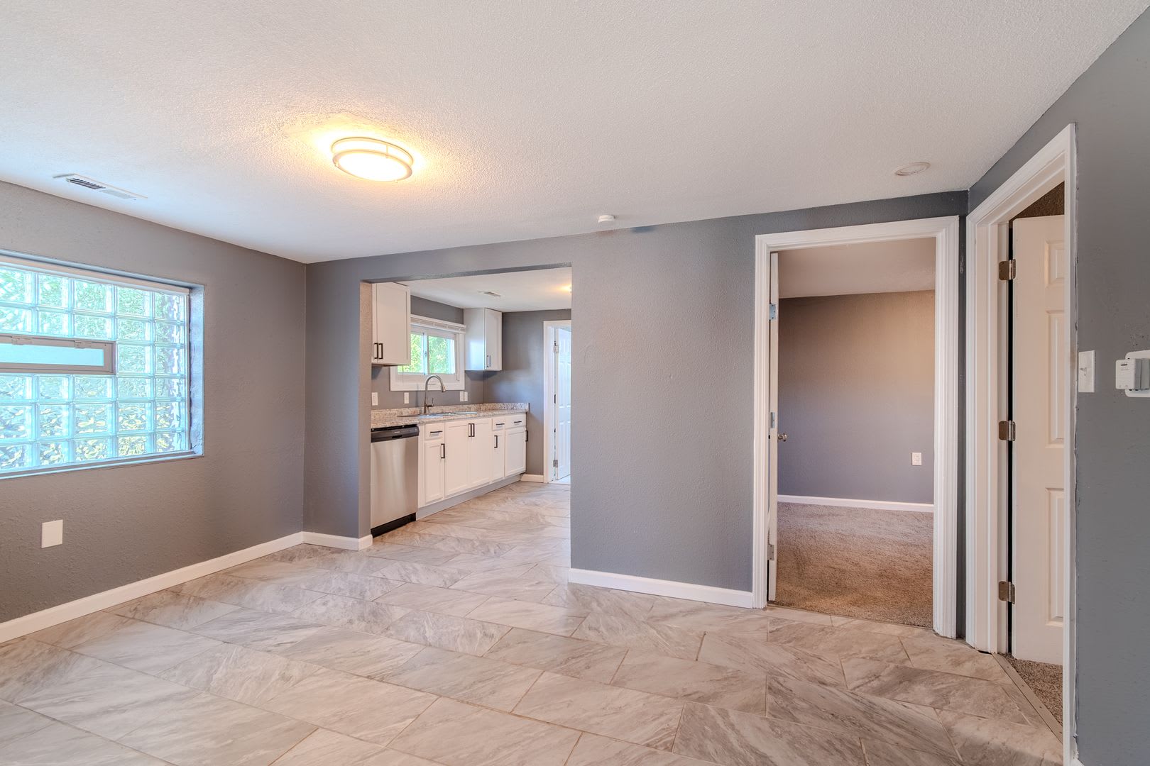 Newly Renovated Warren Gem 3 Bed/1 Bath Ranch – Move In Ready & Available Now! – photo 5