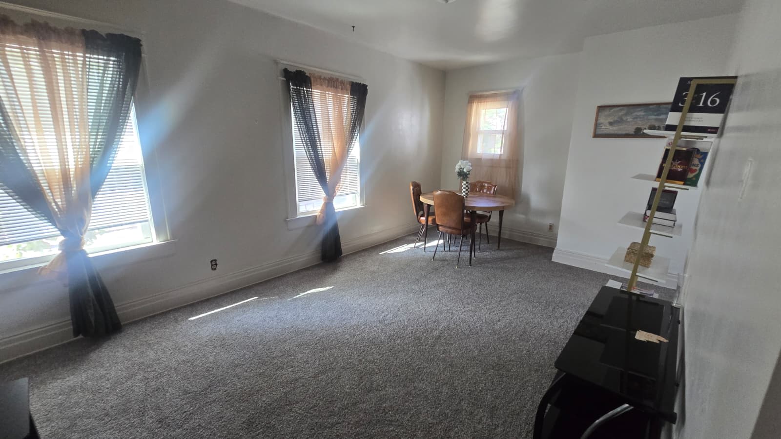 511 West Jefferson Boulevard – photo 2