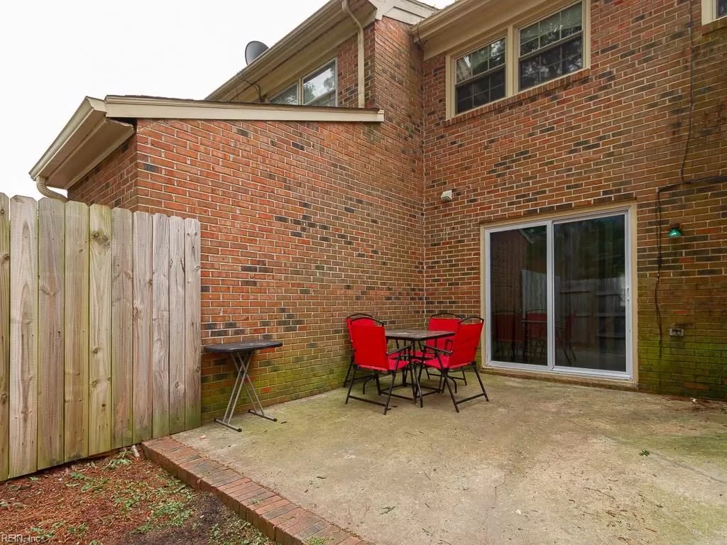 412 Hustings Lane – photo 5