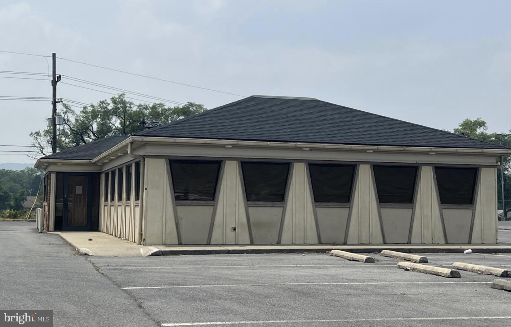 205 S Viking Way – photo 1