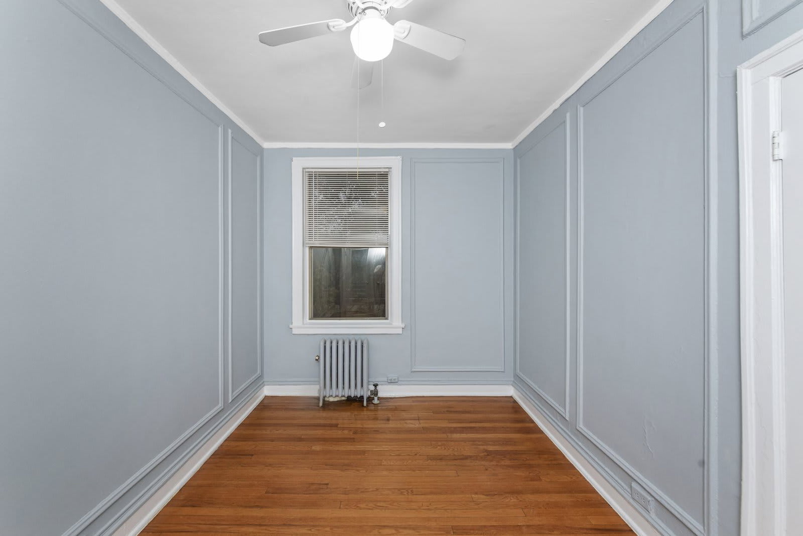1361 West Estes Avenue – photo 5